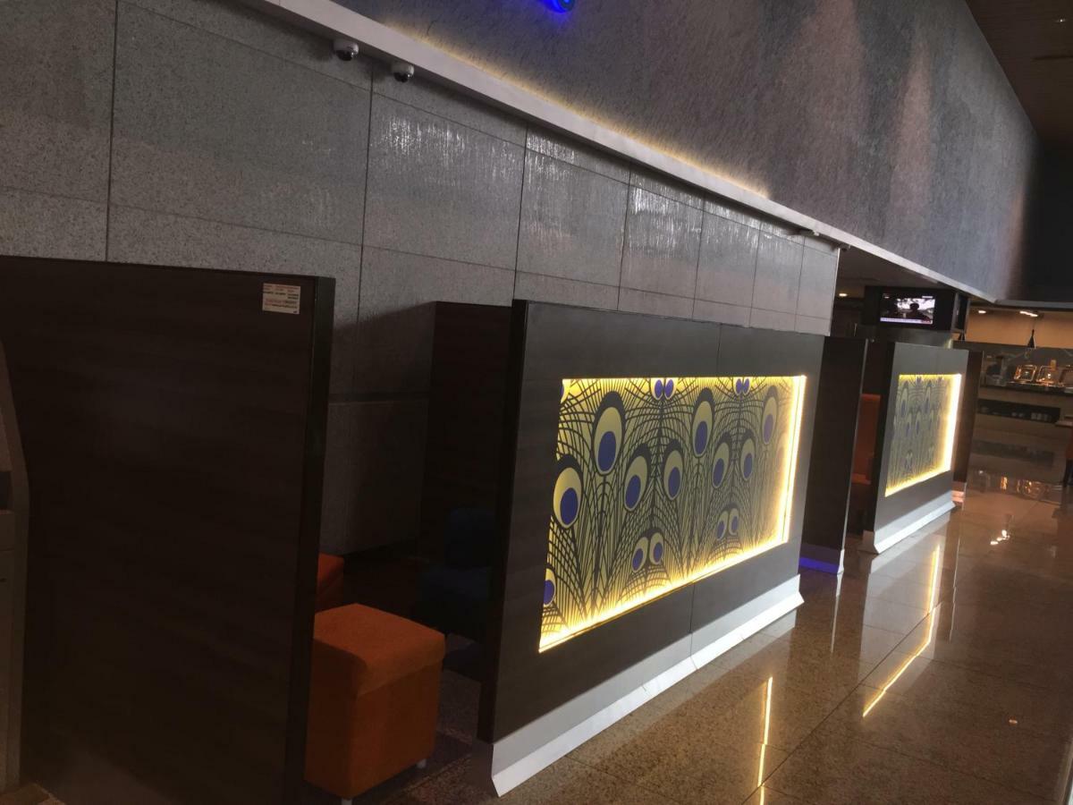 Aviserv Lounge Hotel Bombay Eksteriør billede