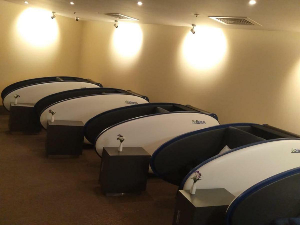 Aviserv Lounge Hotel Bombay Eksteriør billede
