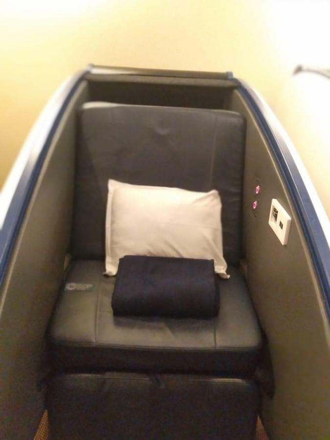 Aviserv Lounge Hotel Bombay Eksteriør billede